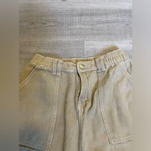 Brown/beige cargo pants
